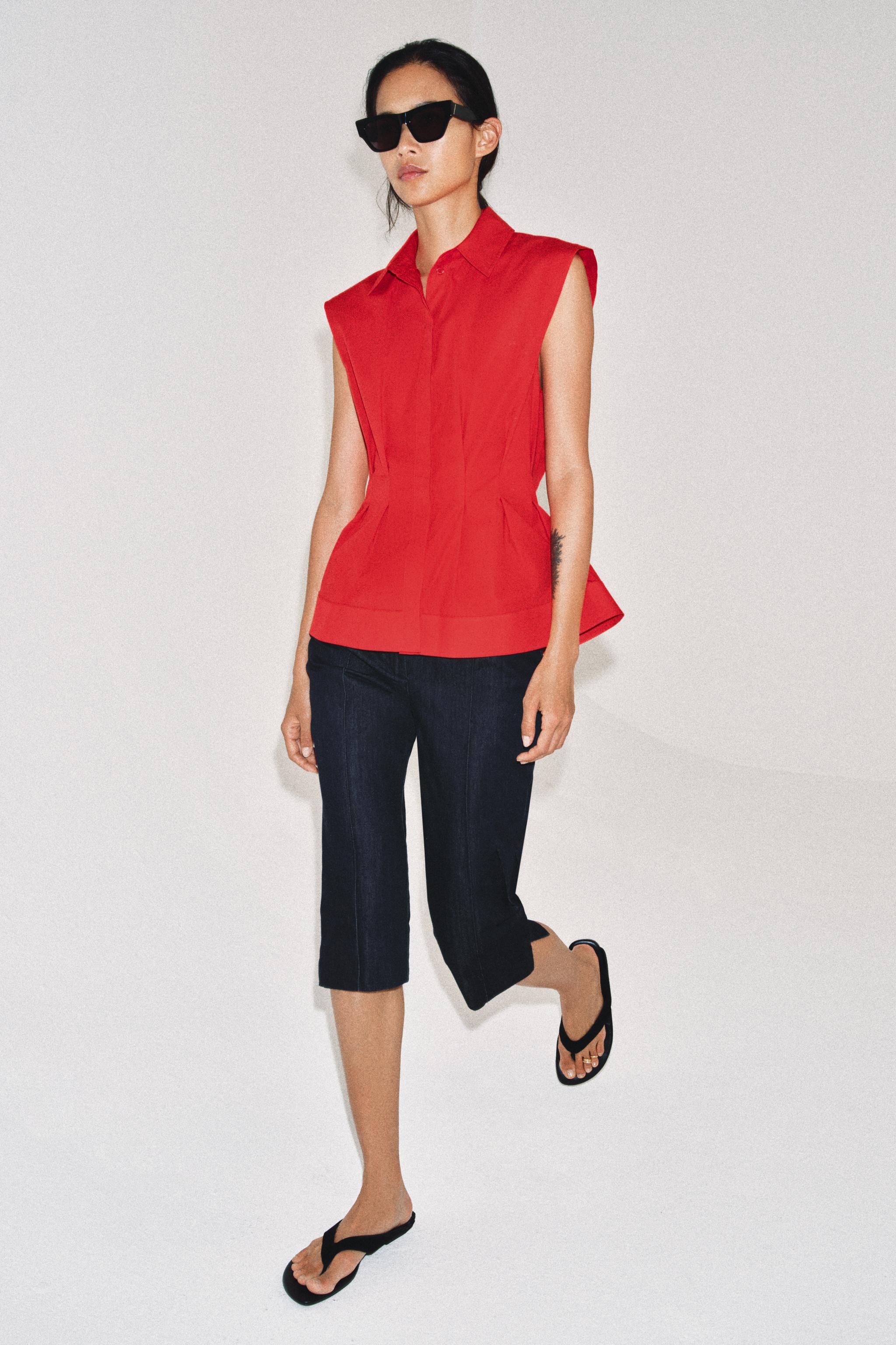 ZW COLLECTION PLEATED SLEEVELESS SHIRT
